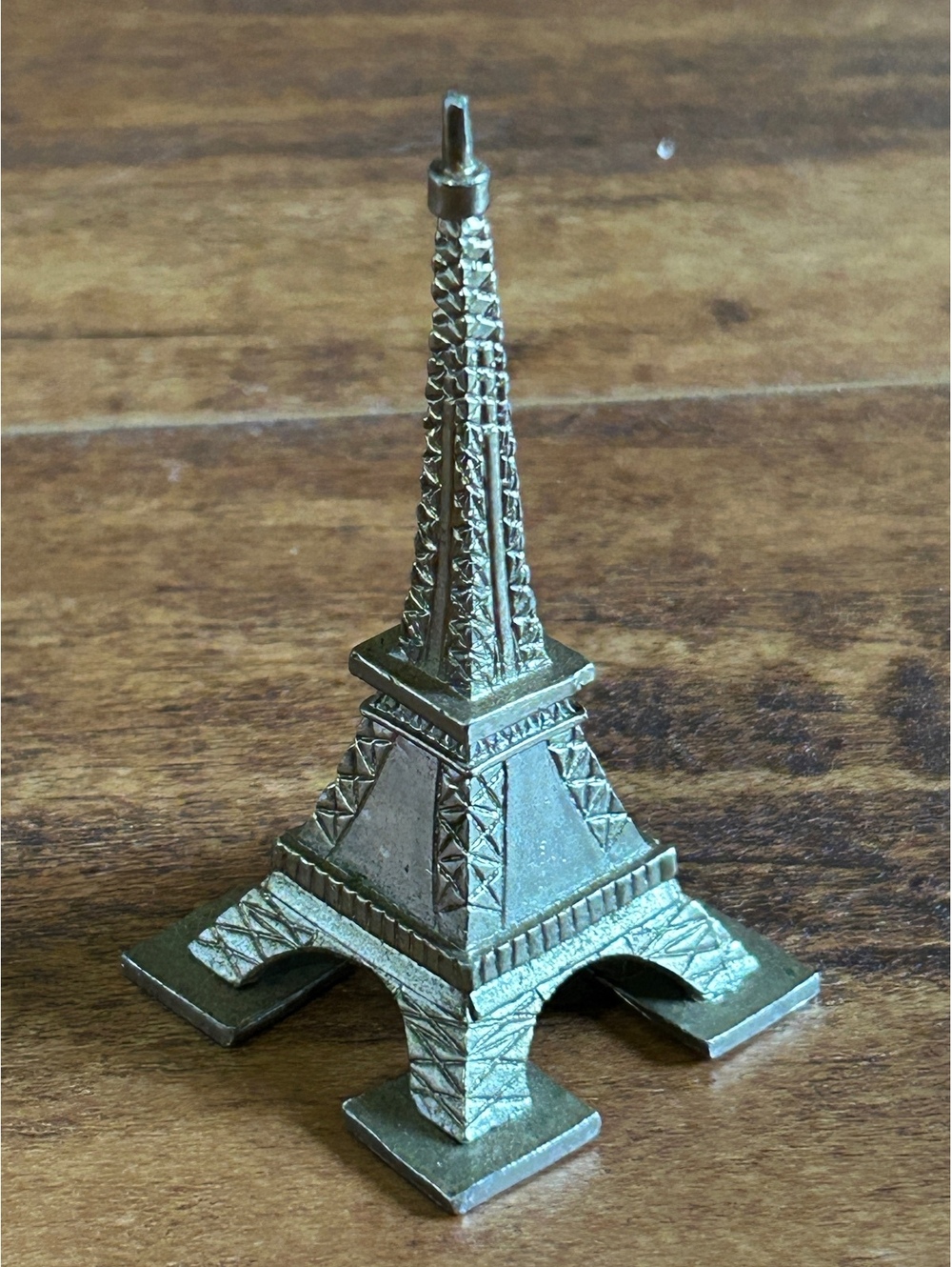 Small silver-Tone Eiffel Tower Figurine Souvenir